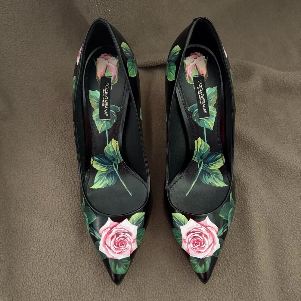 Dolce & Gabbana Black Leather Roses High Heels Pumps Shoes EU 37.5 US 7.5